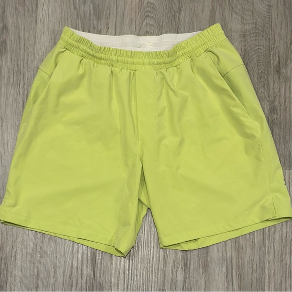 Lululemon Men’s Lime Green Athletic Lined Running Shorts - No Tag Sz S/M - Picture 1 of 7